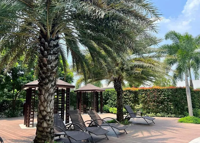 Hotel Haute Haven - 1br With Balcony 4*